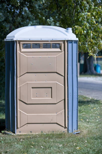 Best Sanitation services for porta potties  in Bratenahl, OH