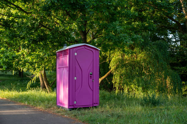 Best Construction site porta potty rental  in Bratenahl, OH